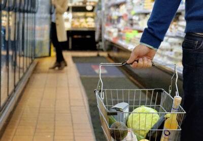 Жители Испании стали меньше тратить на продукты из-за инфляции в стране - catalunya.ru - Испания