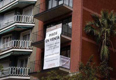 Жители Барселоны просят не выдавать «Золотую визу» иностранным инвесторам - catalunya.ru - Испания - Барселоны