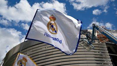 Винисиус Жуниор - Рубен Барахи - «Реал» обратился в Генпрокуратуру Испании с жалобой на оскорблявших Винисиуса болельщиков - russian.rt.com - Испания - Мадрид - Реал Мадрид
