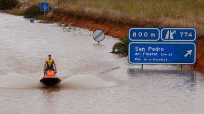 Шторм вызвал внезапные наводнения на юге Испании - unn.com.ua - Украина - Испания - Киев