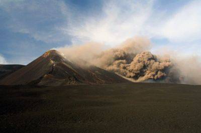 Извержение вулкана Этна в Италии и отмена авиарейсов по всей Европе - allspain.info - Италия