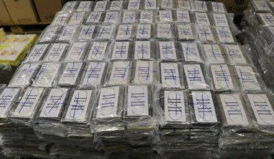 ФОТО. Латвийская полиция помогла коллегам из Испании и Колумбии раскрыть дело о контрабанде 6,5 тонн кокаина - rus.delfi.lv - Испания - Латвия - Эквадор - Колумбия - Альхесирас