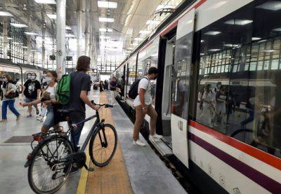 В Испании молодежь получит большие скидки на проезд в общественном транспорте летом - catalunya.ru - Испания - Евросоюз