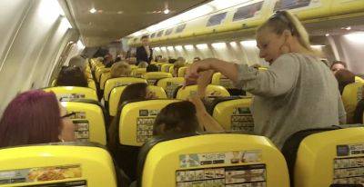 Испанские СМИ: пьяные туристы становятся большой проблемой для авиации - noticia.ru - Англия