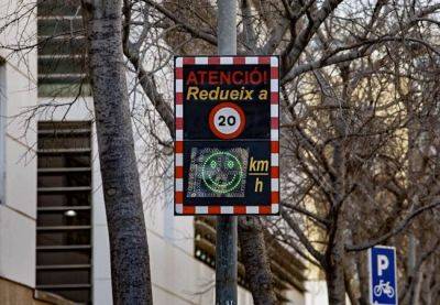 Ада Колау - Новый мэр изменяет скоростной режим столичных радаров - catalunya.ru - Испания