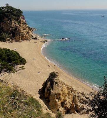Лучшие нудистские пляжи в Барселоне и окрестностях - espanarusa.com
