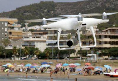 В Испании дроны используют для восстановления пляжей - catalunya.ru - Испания