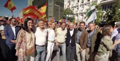 Педро Санчес - Правые вывели на улицы Мадрида десятки тысяч своих сторонников - noticia.ru - Мадрид