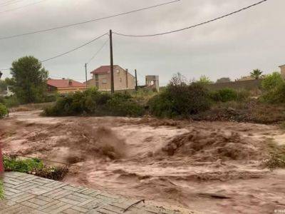 Педро Санчес - Количество жертв из-за наводнения в Испании возросло до трех, еще три человека считаются пропавшими без вести - unn.com.ua - Украина - Испания - Мадрид - Киев