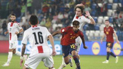 Ямаль стал самым молодым футболистом в истории сборной Испании - russian.rt.com - Испания - Грузия