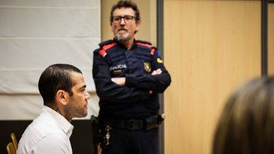Дани Алвес - Суд в Испании согласился отпустить Алвеса из-под стражи под залог в €1 млн - russian.rt.com - Испания - Каталония - Бразилия - Каталонии