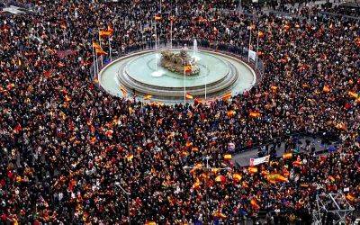 Педро Санчес - Карлеса Пучдемона - Протест в Мадриде: тысячи людей требуют отставки премьера Испании - allspain.info - Испания - Мадрид - Бельгия