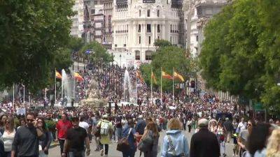 Жители Мадрида против сокращения расходов на медицину - ru.euronews.com - Испания - Мадрид