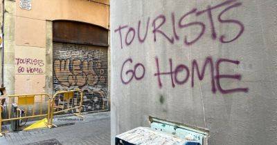 Исабель Родригес - Останутся только отели: в Барселоне запретят снимать квартиры туристам - focus.ua - Украина - Испания - Берлин - Лиссабон - Жауме