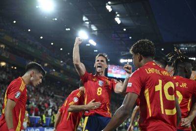 Микель Оярсабаль - Сборная Испании установила рекорд по забитым мячам на одном Евро - bombardir.ru - Испания - Англия